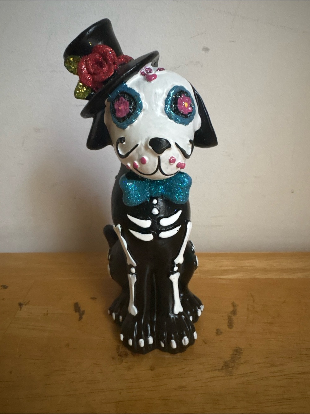 2020 Halloween Day Of The Dead dog figurine